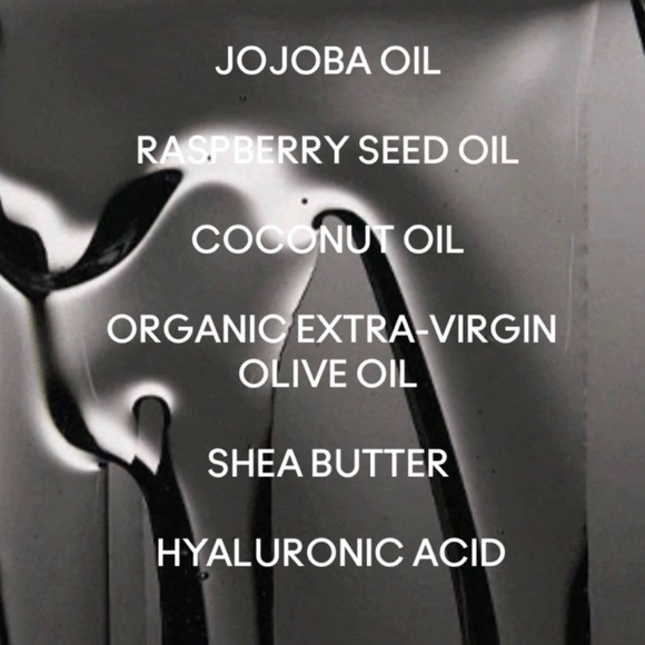 MAC Lustreglass Lipstick I DESERVE THIS 553 - Picture 7 of 12